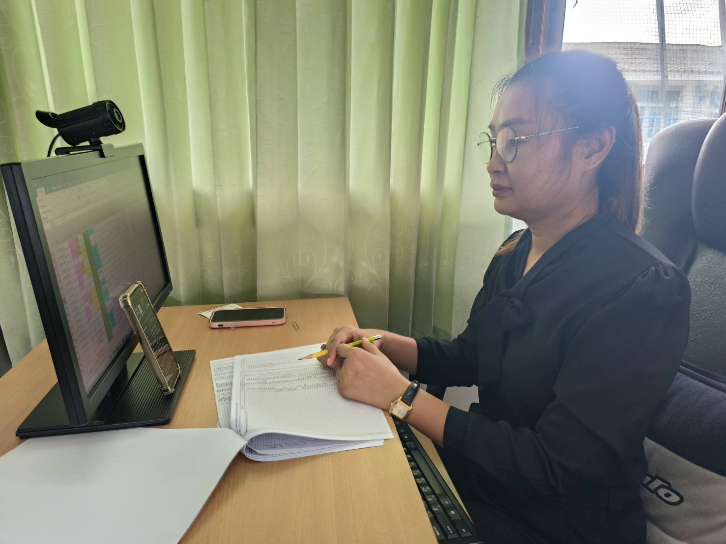 พช.คลองขลุง ร่วมประชุมขับเคลื่อนกิจกรรมตามแผนปฏิบัติ ราชการสำนักเสริมสร้างความเข้มแข็งชุมชน ประจำปีงบประมาณ พ.ศ. 2569 : คลินิก สสช.