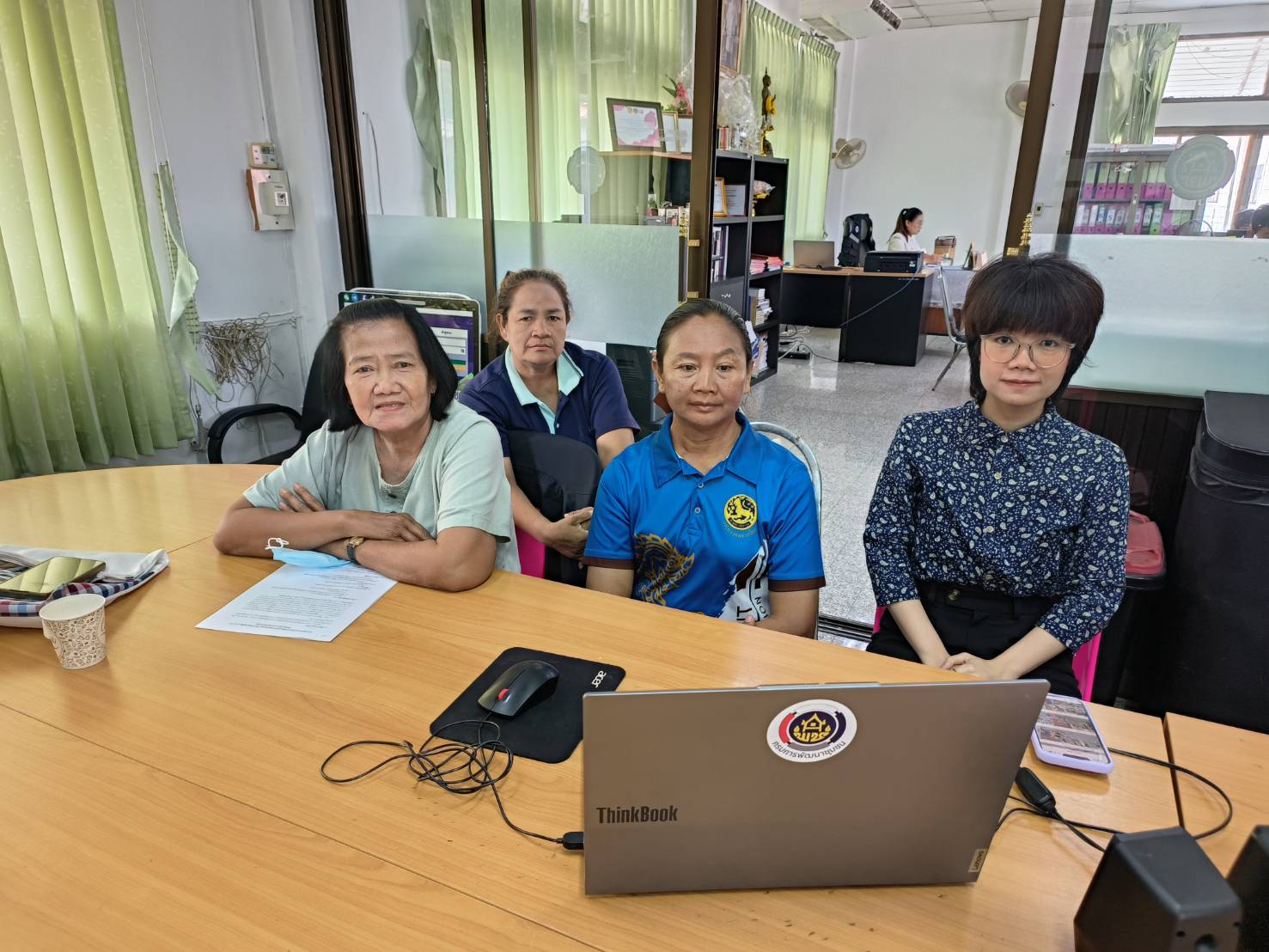 พช.คลองขลุง ร่วมนำเสนอโครงการสนับสนุนกิจกรรมตามแผนการขับเคลื่อนการขจัดความยากจน