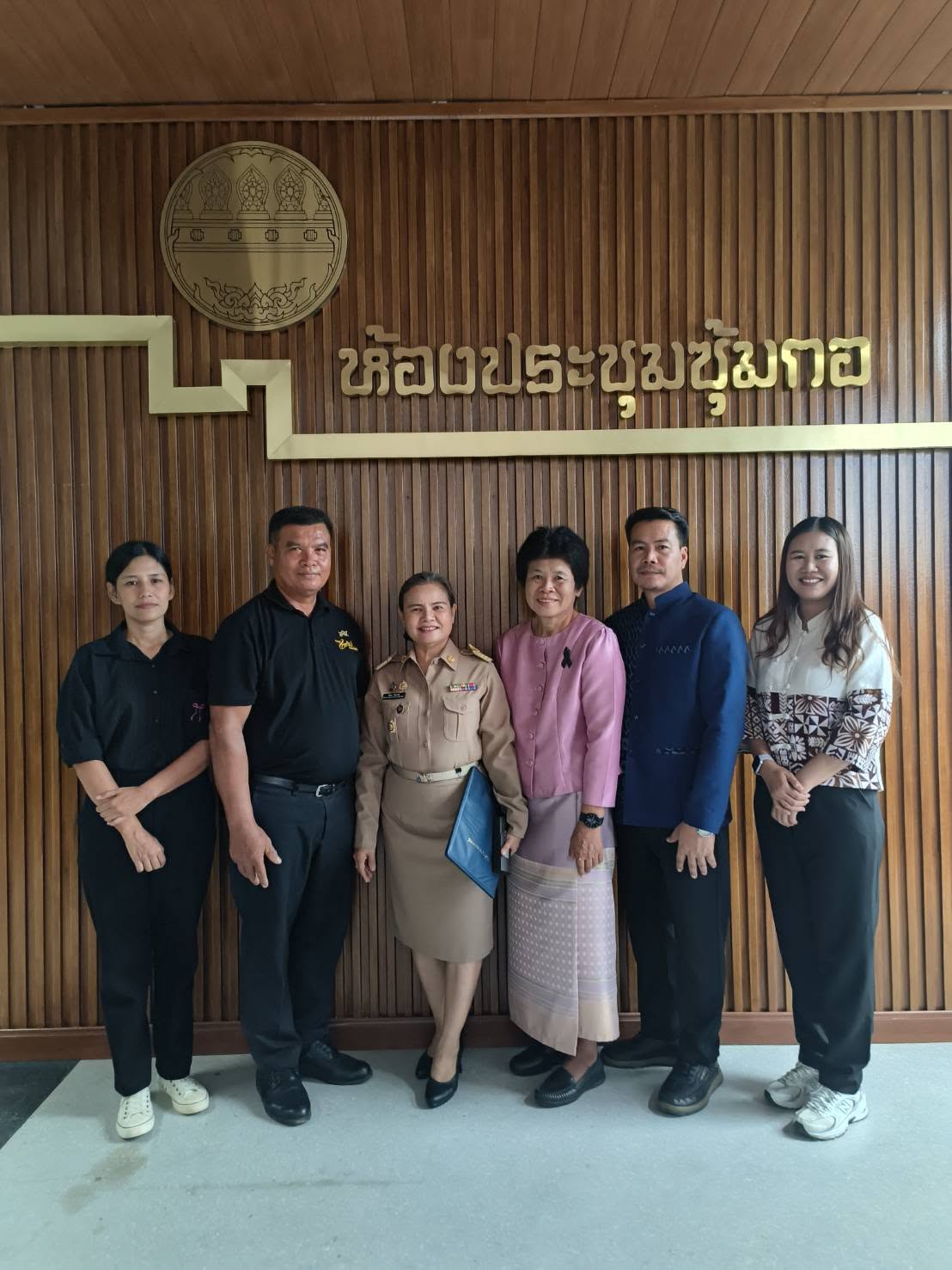 พช.คลองขลุง ร่วมพิธีรับมอบเกียรติบัตรรางวัลเชิดชูเกียรติ ระดับจังหวัด ประจำปี 2569