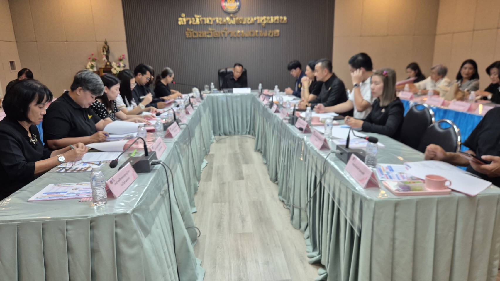 พช.คลองขลุง ร่วมประชุมคณะกรรมการบริหารกองทุนพัฒนาเด็กชนบทฯ ครั้งที่ 2/2569 ขับเคลื่อนการช่วยเหลือเด็กยากจนและด้อยโอกาส