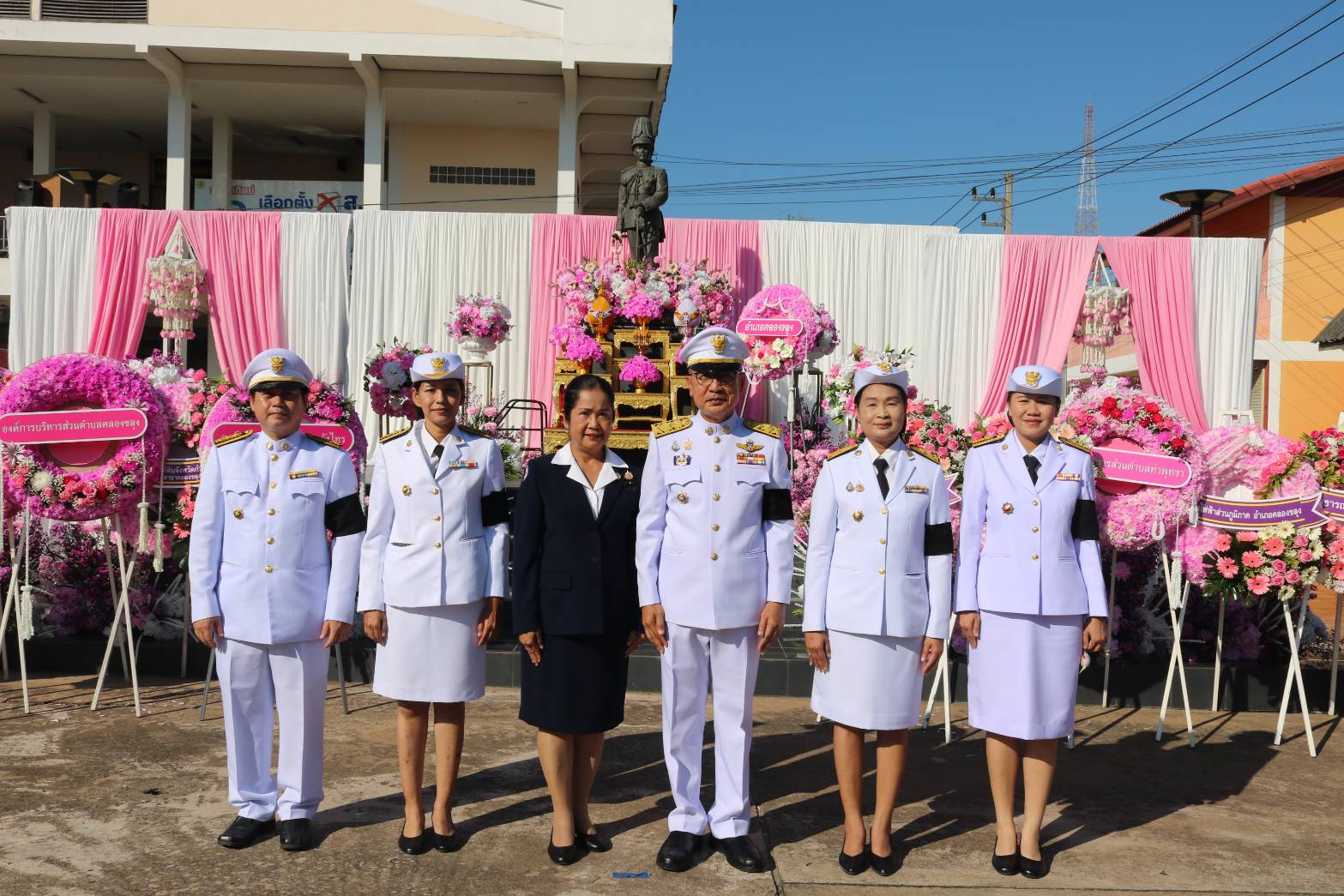 พช.คลองขลุง ร่วมประกอบพิธีน้อมรำลึกเนื่องในวันสวรรคตพระบาทสมเด็จพระจุลจอมเกล้าเจ้าอยู่หัว 23 ตุลาคม 2569